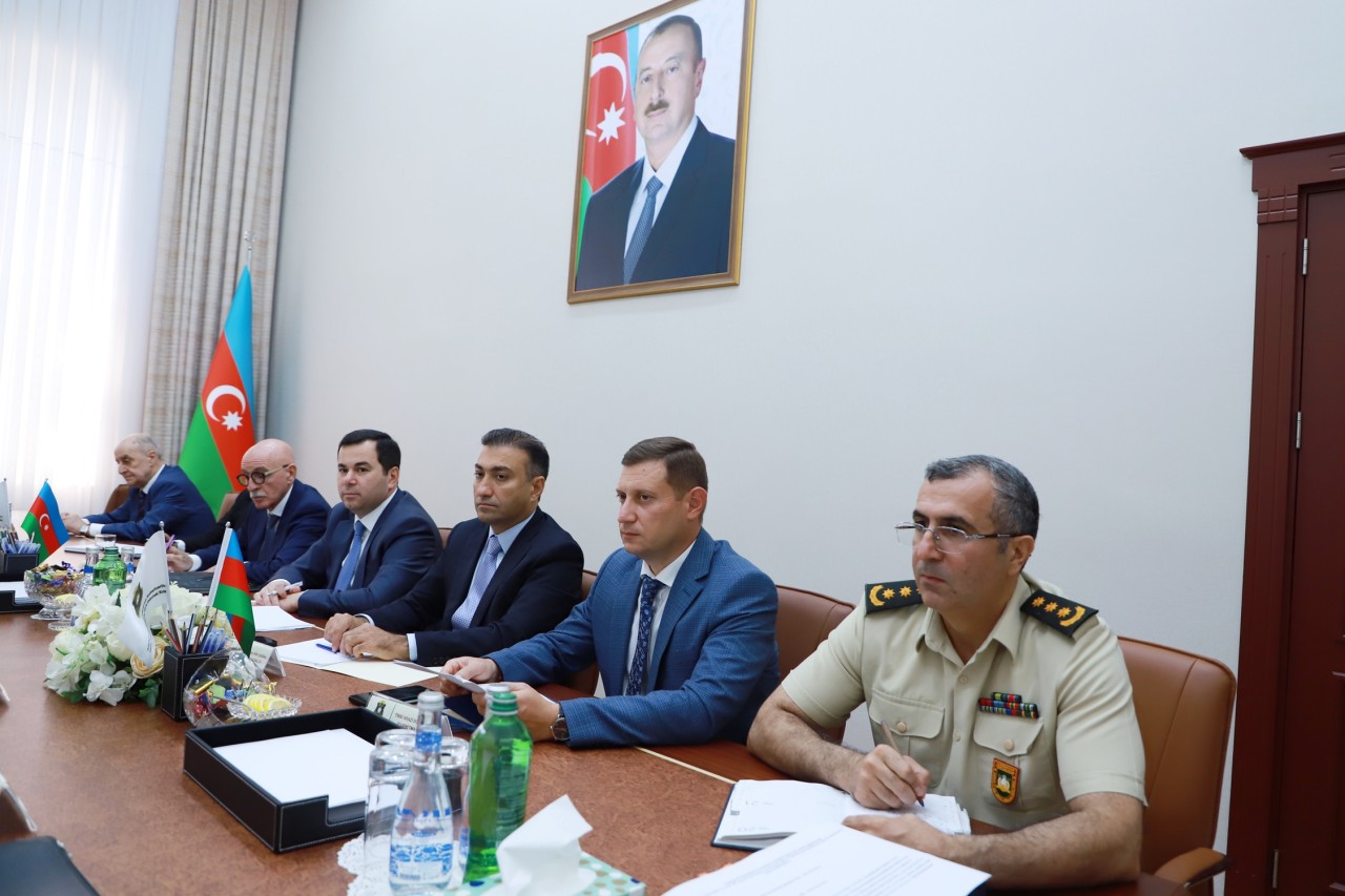 Hərbi xidmətlə bağlı iyul çağırışının gedişatı müzakirə olundu - FOTOLAR